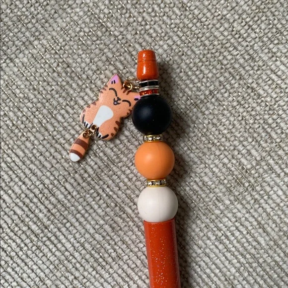 Orange Stripe Cat Charm Pen (Tail “wags”) - Picture 2 of 4